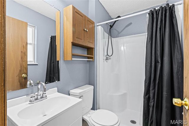 907 Guenzler Drive, Imperial, MO 63052