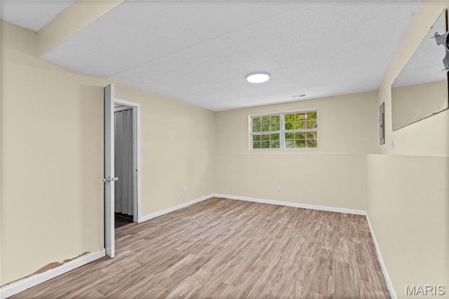 907 Guenzler Drive, Imperial, MO 63052
