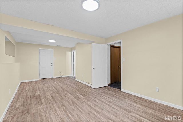 907 Guenzler Drive, Imperial, MO 63052