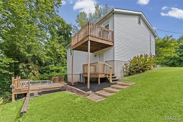 907 Guenzler Drive, Imperial, MO 63052