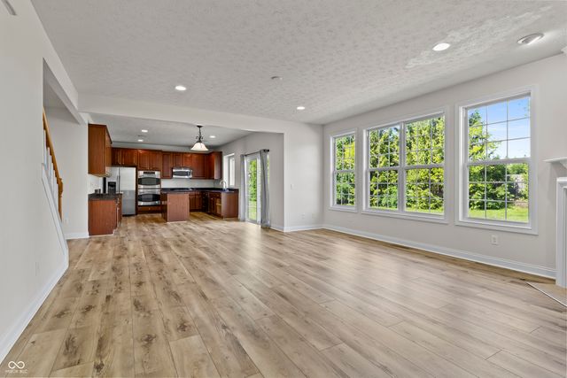 12558 Talon Crest Drive, Fishers, IN 46037