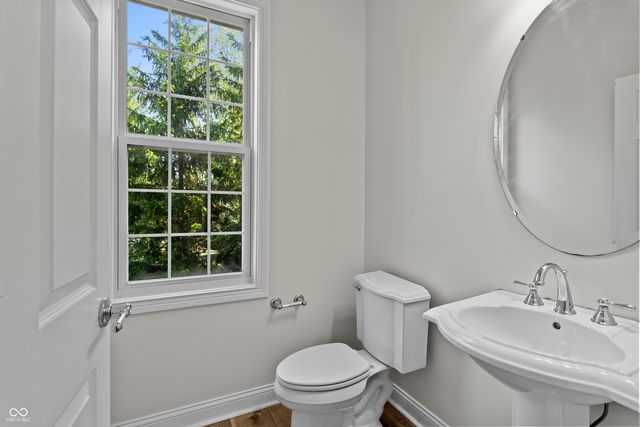 12558 Talon Crest Drive, Fishers, IN 46037