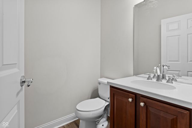 12558 Talon Crest Drive, Fishers, IN 46037