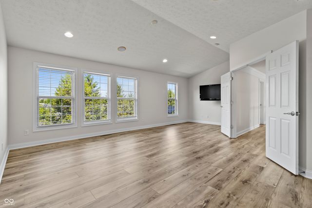 12558 Talon Crest Drive, Fishers, IN 46037