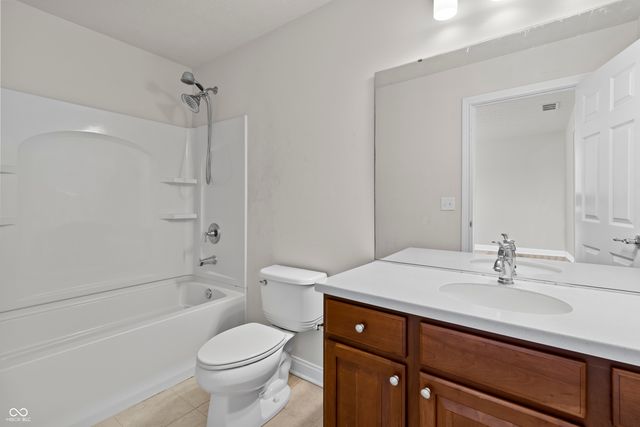 12558 Talon Crest Drive, Fishers, IN 46037