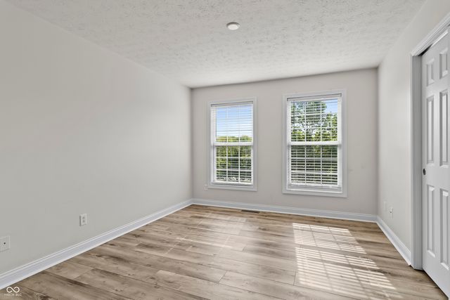 12558 Talon Crest Drive, Fishers, IN 46037