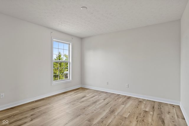 12558 Talon Crest Drive, Fishers, IN 46037