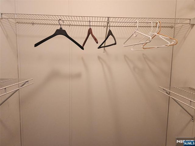 600-89 Pulis, Mahwah, NJ 07430