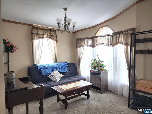 600-89 Pulis, Mahwah, NJ 07430