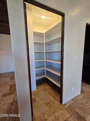 1110 W CREEK CANYON Road, Phoenix, AZ 85086