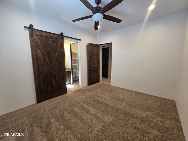 1110 W CREEK CANYON Road, Phoenix, AZ 85086