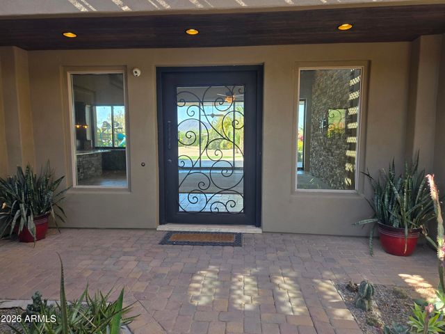 1110 W CREEK CANYON Road, Phoenix, AZ 85086