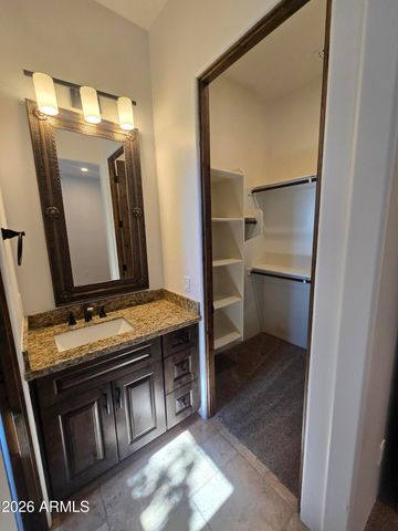 1110 W CREEK CANYON Road, Phoenix, AZ 85086