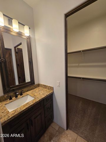 1110 W CREEK CANYON Road, Phoenix, AZ 85086