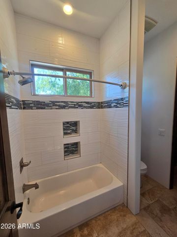 1110 W CREEK CANYON Road, Phoenix, AZ 85086