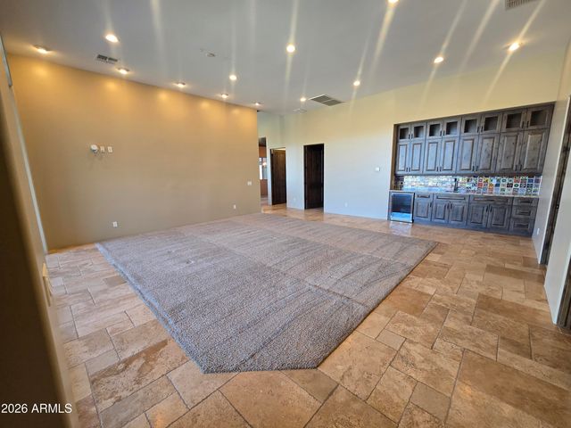 1110 W CREEK CANYON Road, Phoenix, AZ 85086