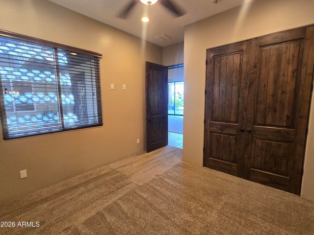 1110 W CREEK CANYON Road, Phoenix, AZ 85086