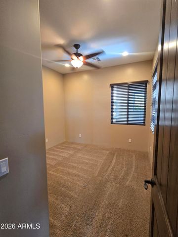 1110 W CREEK CANYON Road, Phoenix, AZ 85086