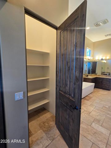 1110 W CREEK CANYON Road, Phoenix, AZ 85086