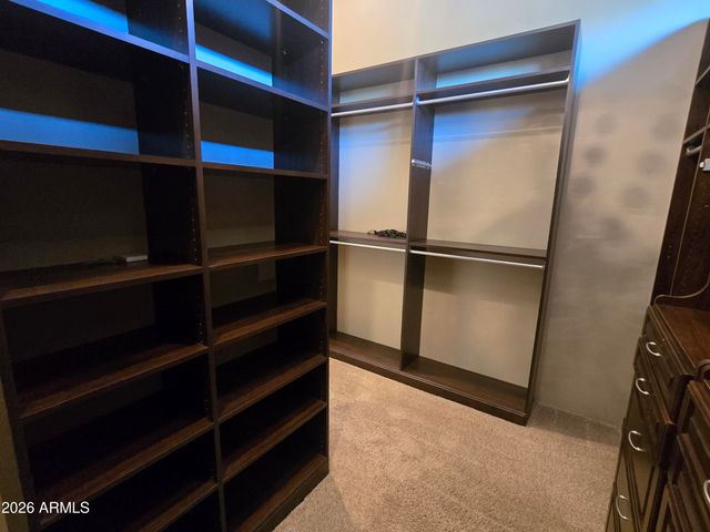 1110 W CREEK CANYON Road, Phoenix, AZ 85086