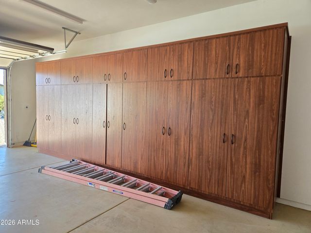 1110 W CREEK CANYON Road, Phoenix, AZ 85086