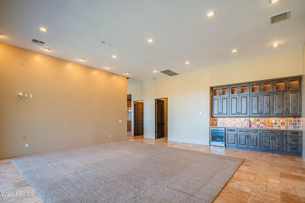 Image 34 of property listing at 1110 W CREEK CANYON Road, Phoenix, AZ 85086