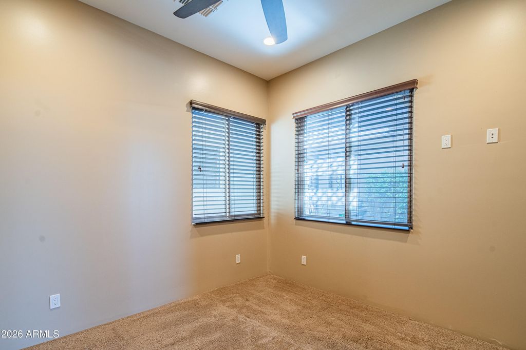 Image 47 of property listing at 1110 W CREEK CANYON Road, Phoenix, AZ 85086