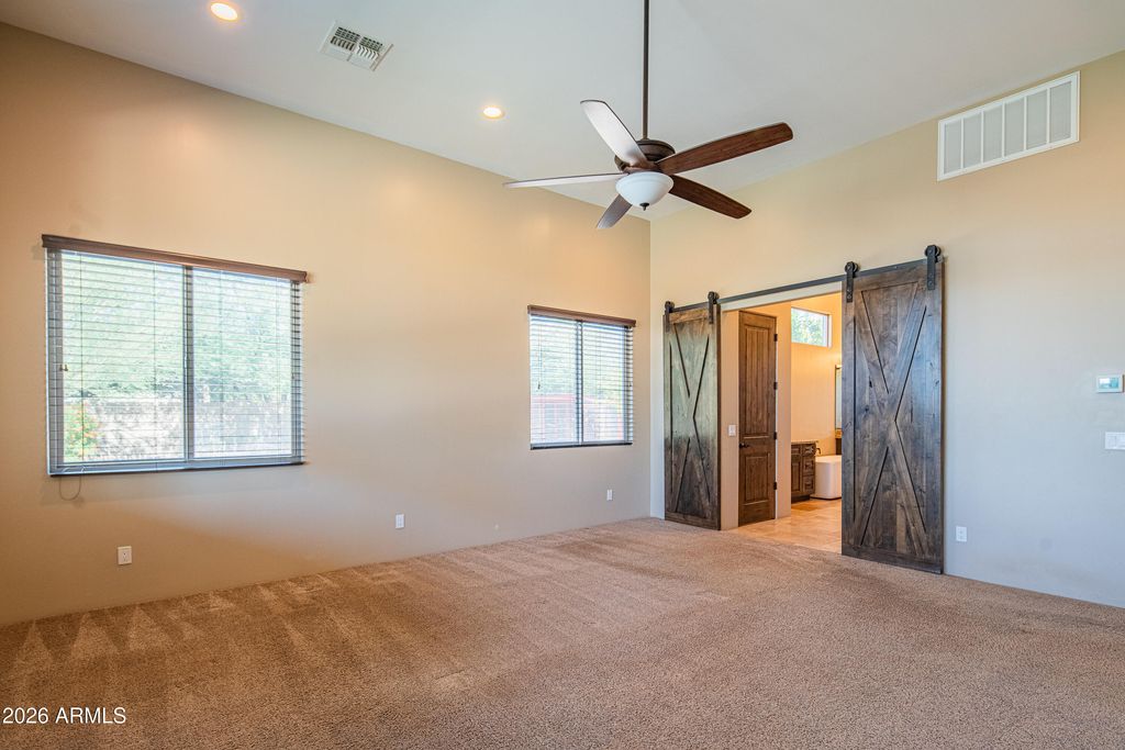 Image 51 of property listing at 1110 W CREEK CANYON Road, Phoenix, AZ 85086