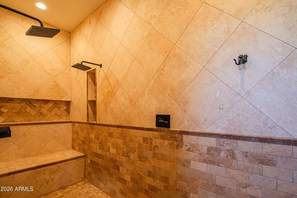 Image 54 of property listing at 1110 W CREEK CANYON Road, Phoenix, AZ 85086