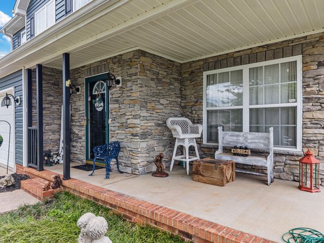 10 Clematis Drive, Taylors, SC 29687