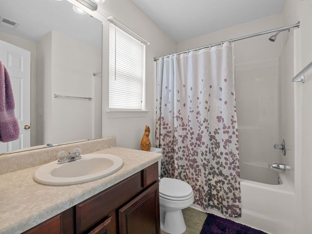10 Clematis Drive, Taylors, SC 29687