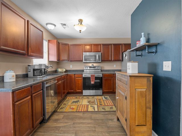 10 Clematis Drive, Taylors, SC 29687