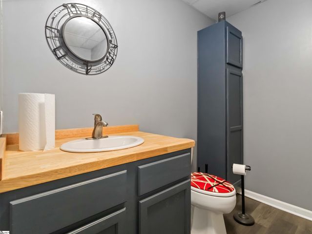 182 New Harrison Bridge Road, Simpsonville, SC 29680