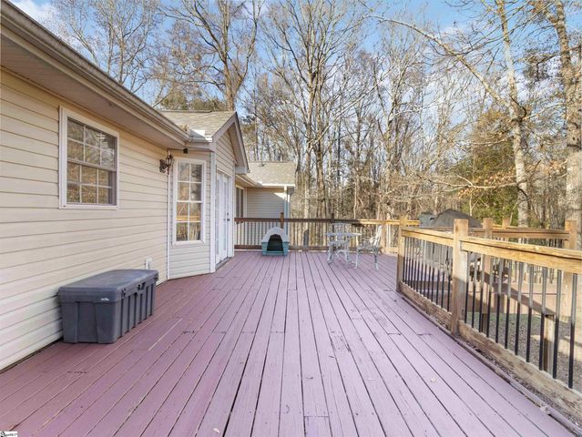 182 New Harrison Bridge Road, Simpsonville, SC 29680