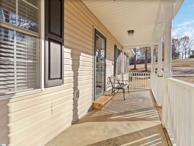 182 New Harrison Bridge Road, Simpsonville, SC 29680