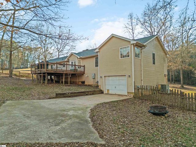 182 New Harrison Bridge Road, Simpsonville, SC 29680