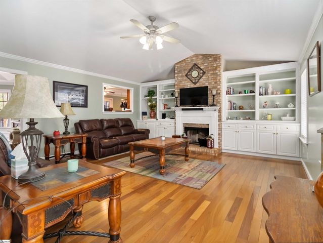 182 New Harrison Bridge Road, Simpsonville, SC 29680