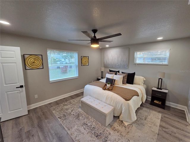 1106 VALENCIA ROAD, Plant City, FL 33563