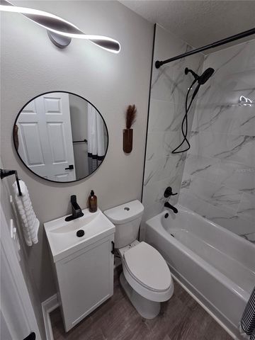 1106 VALENCIA ROAD, Plant City, FL 33563