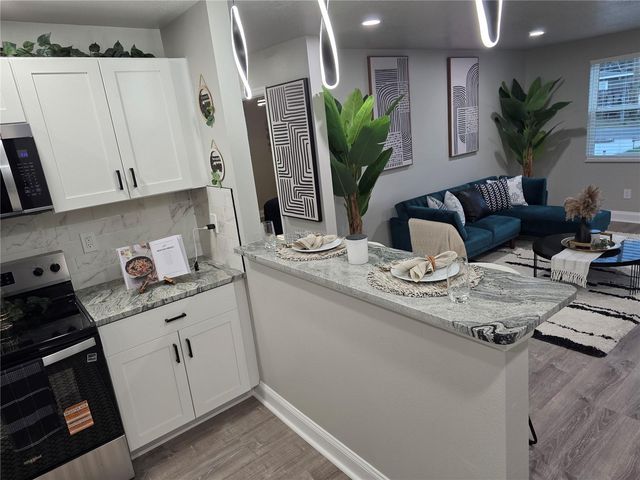 1106 VALENCIA ROAD, Plant City, FL 33563