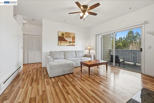 2423 Creekside Ct, Hayward, CA 94542