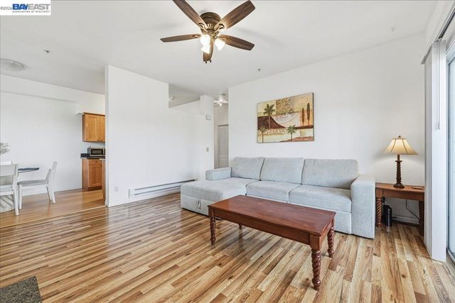 2423 Creekside Ct, Hayward, CA 94542