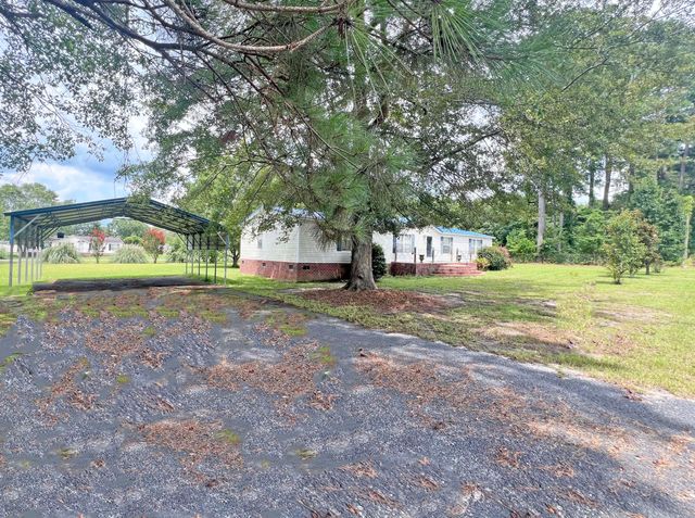 1156 Wa Gamble Road, Manning, SC 29102