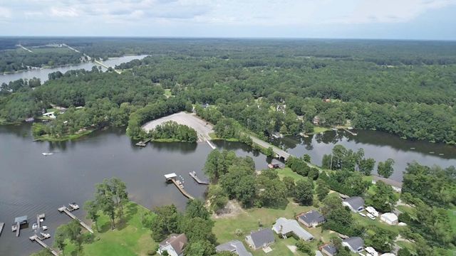 1156 Wa Gamble Road, Manning, SC 29102