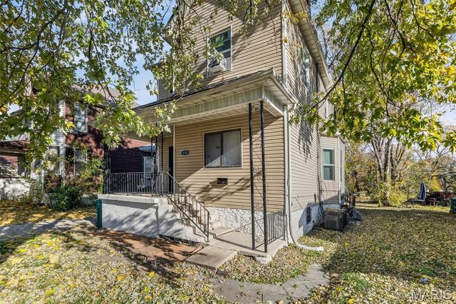 550 N 30th Street, East St Louis, IL 62205