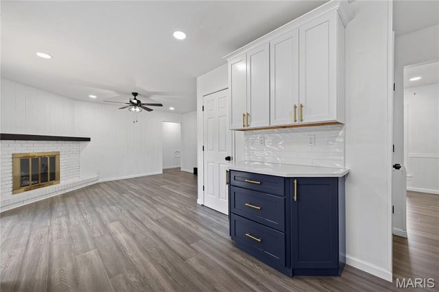 608 Mosport Drive, St Charles, MO 63304