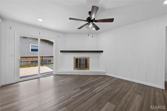 608 Mosport Drive, St Charles, MO 63304