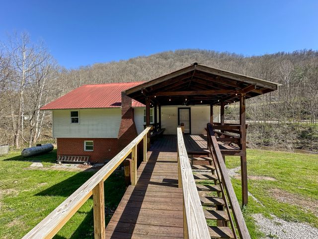 5930 KY-11, Manchester, KY 40962