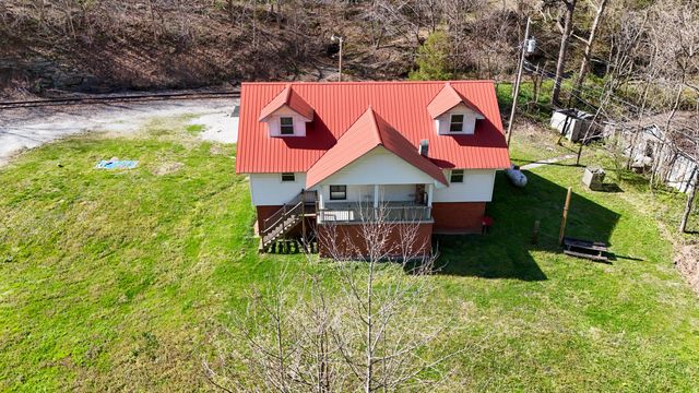 5930 KY-11, Manchester, KY 40962