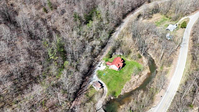 5930 KY-11, Manchester, KY 40962